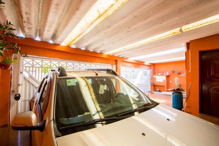 Casa à venda com 250m², 3 quartos e 4 vagas Casa à venda com 250m², 3 quartos e 4 vagasGaragem