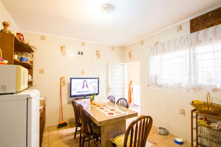 Casa à venda com 250m², 3 quartos e 4 vagas Casa à venda com 250m², 3 quartos e 4 vagasCopa/Cozinha