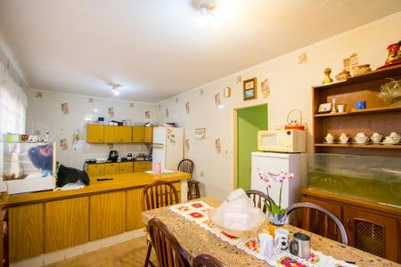 Casa à venda com 250m², 3 quartos e 4 vagas Casa à venda com 250m², 3 quartos e 4 vagasCopa/Cozinha