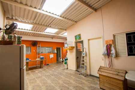 Casa à venda com 250m², 3 quartos e 4 vagas Casa à venda com 250m², 3 quartos e 4 vagasEspaço Gourmet