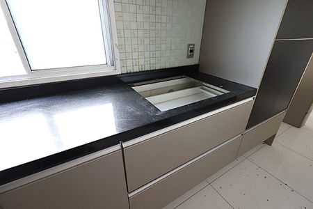 Apartamento à venda com 76m², 2 quartos e 1 vagaCozinha