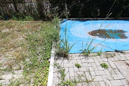 Apartamento à venda com 76m², 2 quartos e 1 vagaQuintal - Piscina 