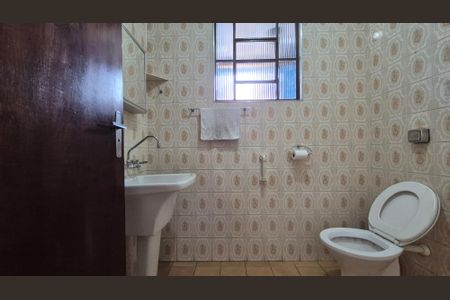 Casa para alugar com 160m², 3 quartos e 1 vagaBanheiro 2