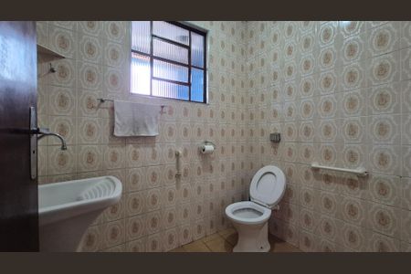 Casa para alugar com 160m², 3 quartos e 1 vagaBanheiro 2