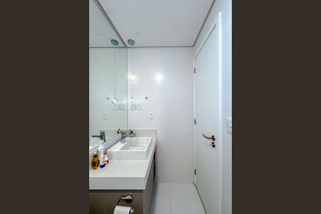 Apartamento à venda com 100m², 3 quartos e 2 vagasBanheiro