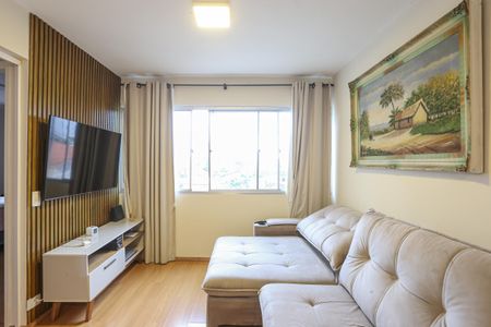 Apartamento para alugar com 77m², 2 quartos e 1 vagaSala