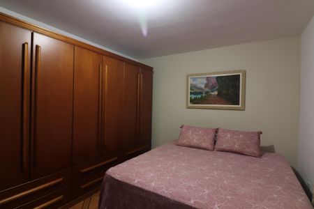 Casa à venda com 253m², 3 quartos e 2 vagasQuarto 3