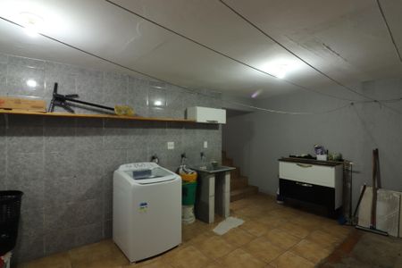 Casa à venda com 253m², 3 quartos e 2 vagasÁrea de Serviço