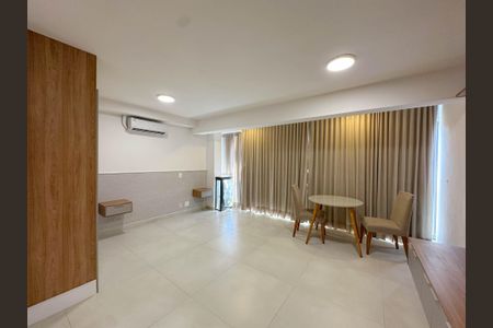 Studio à venda com 32m², 1 quarto e sem vaga Studio à venda com 32m², 1 quarto e sem vagaStudio