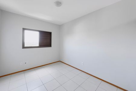 Apartamento para alugar com 72m², 2 quartos e 1 vaga Apartamento para alugar com 72m², 2 quartos e 1 vagaQuarto