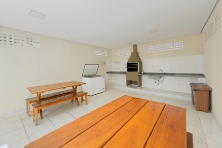 Apartamento para alugar com 72m², 2 quartos e 1 vaga Apartamento para alugar com 72m², 2 quartos e 1 vagaÁrea comum - Churrasqueira