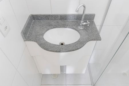 Apartamento para alugar com 72m², 2 quartos e 1 vaga Apartamento para alugar com 72m², 2 quartos e 1 vagaBanheiro