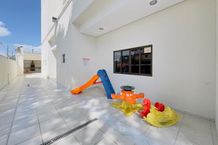 Apartamento para alugar com 72m², 2 quartos e 1 vaga Apartamento para alugar com 72m², 2 quartos e 1 vagaÁrea comum - Playground