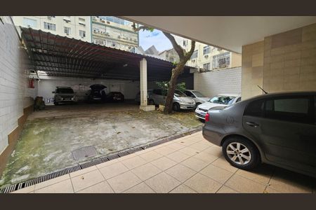 Apartamento à venda com 115m², 3 quartos e 1 vagaFoto 01