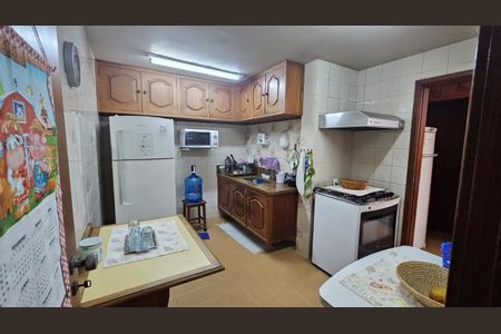 Apartamento à venda com 115m², 3 quartos e 1 vagaFoto 01