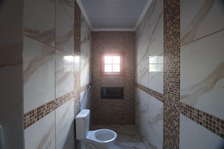 Casa à venda com 80m², 3 quartos e 2 vagasBanheiro