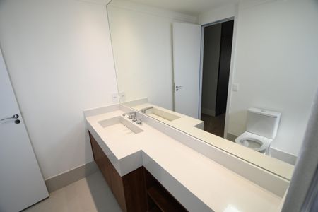Apartamento para alugar com 120m², 3 quartos e 2 vagasBanheiro Suíte 3