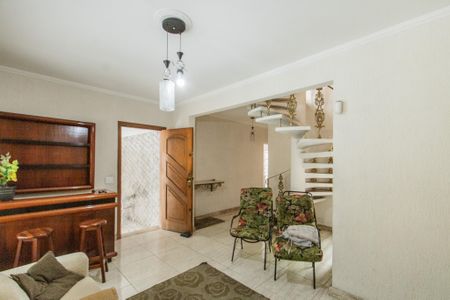 Casa para alugar com 260m², 4 quartos e 5 vagasSala