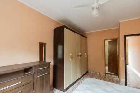 Casa para alugar com 260m², 4 quartos e 5 vagasSuite