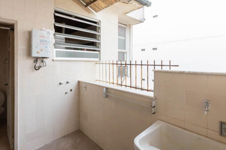 Apartamento à venda com 119m², 3 quartos e 1 vagaÁrea de Serviço