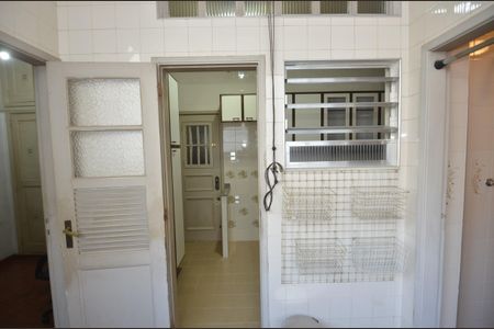 Apartamento à venda com 119m², 3 quartos e 1 vagaÁrea de Serviço