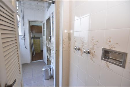 Apartamento à venda com 119m², 3 quartos e 1 vagaBanheiro de Serviço