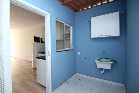 Apartamento para alugar com 70m², 2 quartos e sem vagaÁrea de Serviço
