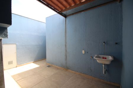 Apartamento para alugar com 80m², 2 quartos e sem vagaÁrea de Serviço