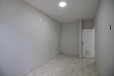 Quarto 1 de apartamento para alugar com 2 quartos, 80m² em Escola Rubens Paiva, Rio de Janeiro