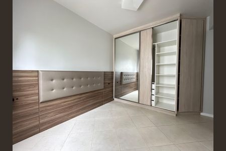 Apartamento para alugar com 74m², 2 quartos e 1 vagaSuíte