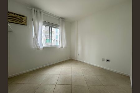 Apartamento para alugar com 74m², 2 quartos e 1 vagaQuarto