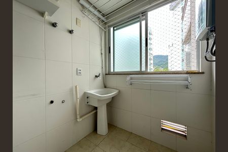 Apartamento para alugar com 74m², 2 quartos e 1 vagaÁrea de Serviço