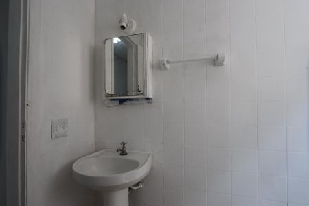 Casa para alugar com 150m², 3 quartos e 2 vagasBanheiro