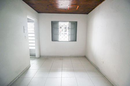 Quarto de casa para alugar com 1 quarto, 30m² em Jardim Bom Refugio, Taboão da Serra