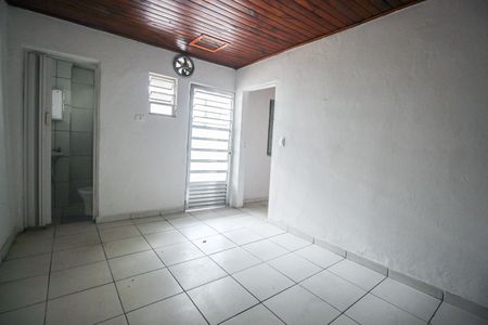 Casa para alugar com 30m², 1 quarto e 1 vagaSala e Cozinha