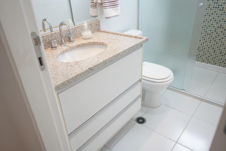 Apartamento à venda com 152m², 3 quartos e 3 vagasBanheiro da Suíte 2