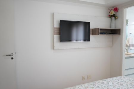 Apartamento à venda com 152m², 3 quartos e 3 vagasSuíte 2