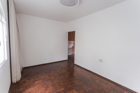 Apartamento para alugar com 120m², 3 quartos e 2 vagas Apartamento para alugar com 120m², 3 quartos e 2 vagasSala
