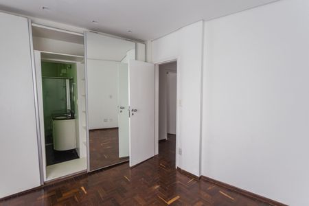 Apartamento para alugar com 120m², 3 quartos e 2 vagas Apartamento para alugar com 120m², 3 quartos e 2 vagasSuíte