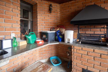 Apartamento à venda com 361m², 4 quartos e 4 vagasChurrasqueira privativa