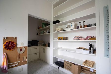 Apartamento à venda com 361m², 4 quartos e 4 vagasEscritório