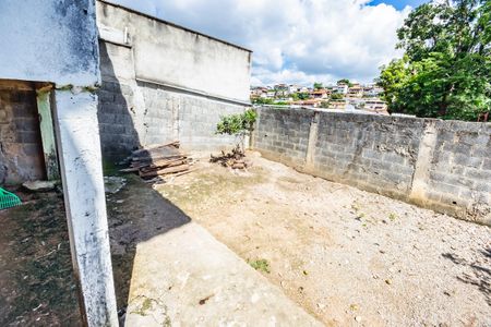 Casa à venda com 169m², 3 quartos e 4 vagasQuintal