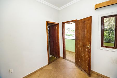 Casa à venda com 169m², 3 quartos e 4 vagasQuarto 1