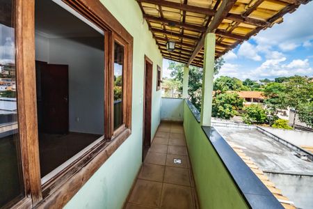 Casa à venda com 169m², 3 quartos e 4 vagasVaranda do Quarto 1
