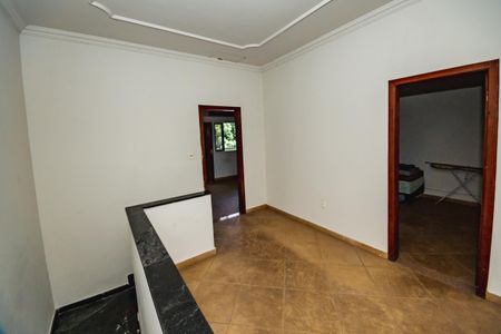Casa à venda com 169m², 3 quartos e 4 vagasSala 2