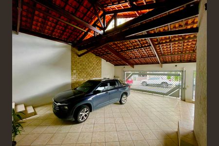 Casa à venda com 415m², 4 quartos e sem vagaGaragem