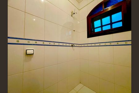 Casa à venda com 415m², 4 quartos e sem vagaBanheiro