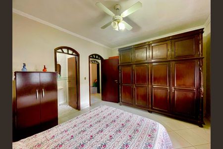 Casa à venda com 415m², 4 quartos e sem vagaQuarto 1