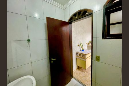 Casa à venda com 415m², 4 quartos e sem vagaBanheiro 5