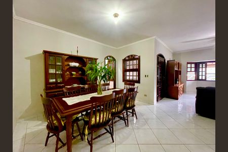 Sala de Jantar de casa à venda com 4 quartos, 415m² em Vila Galvão, Guarulhos